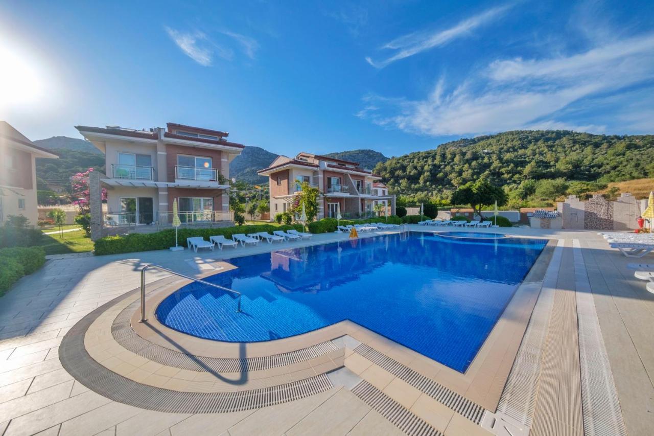 Golden Golf Sarigerme Villalari 外观 照片