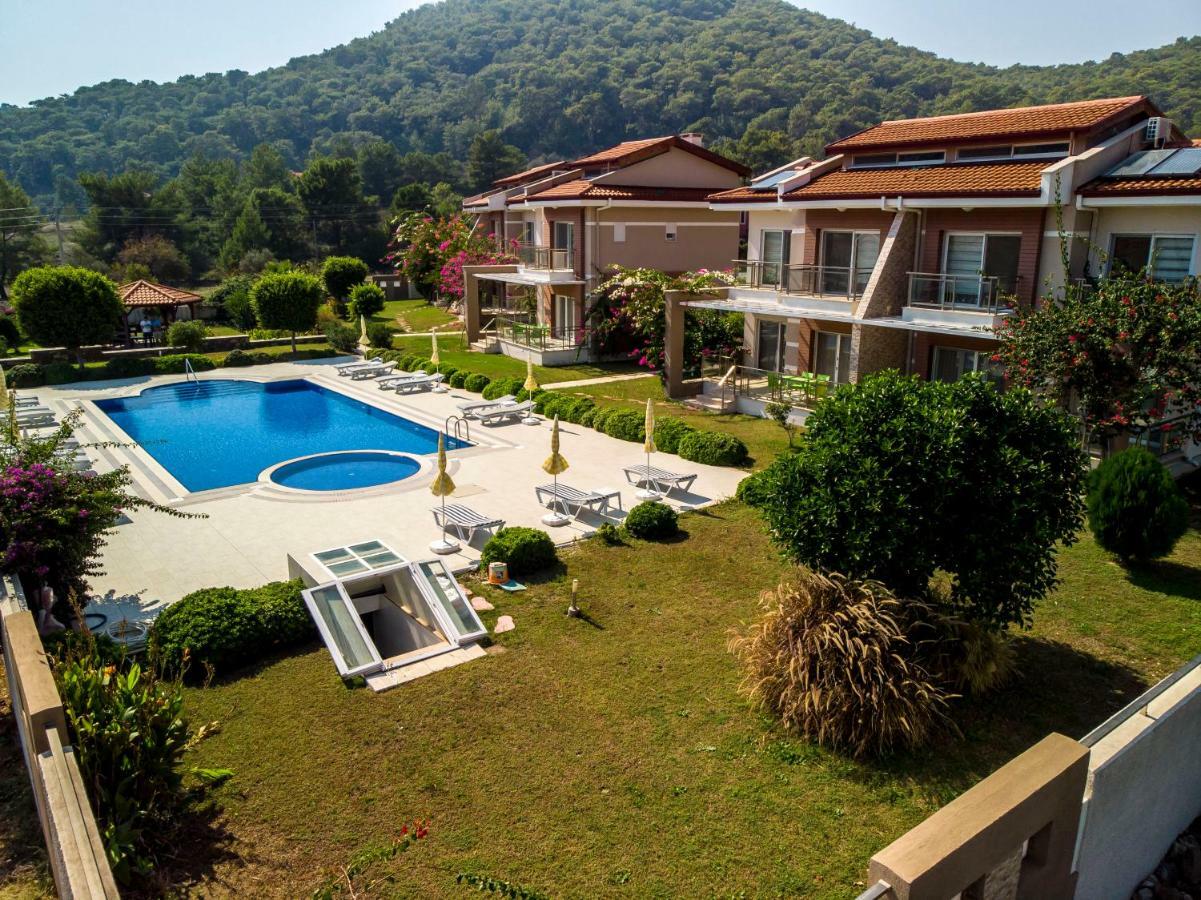 Golden Golf Sarigerme Villalari 外观 照片